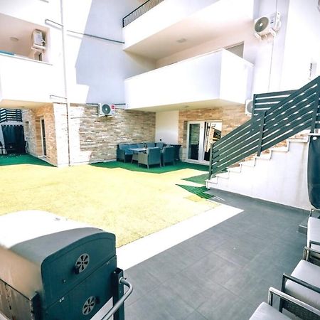Vip Deluxe Apartment Arian Novalja Εξωτερικό φωτογραφία