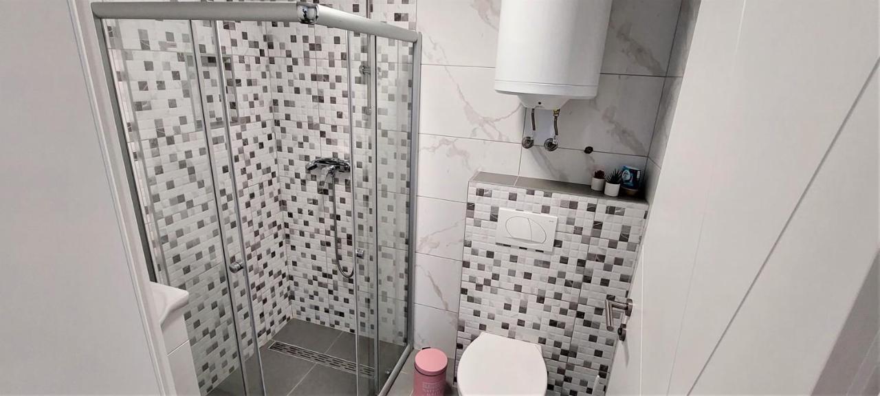 Vip Deluxe Apartment Arian Novalja Εξωτερικό φωτογραφία