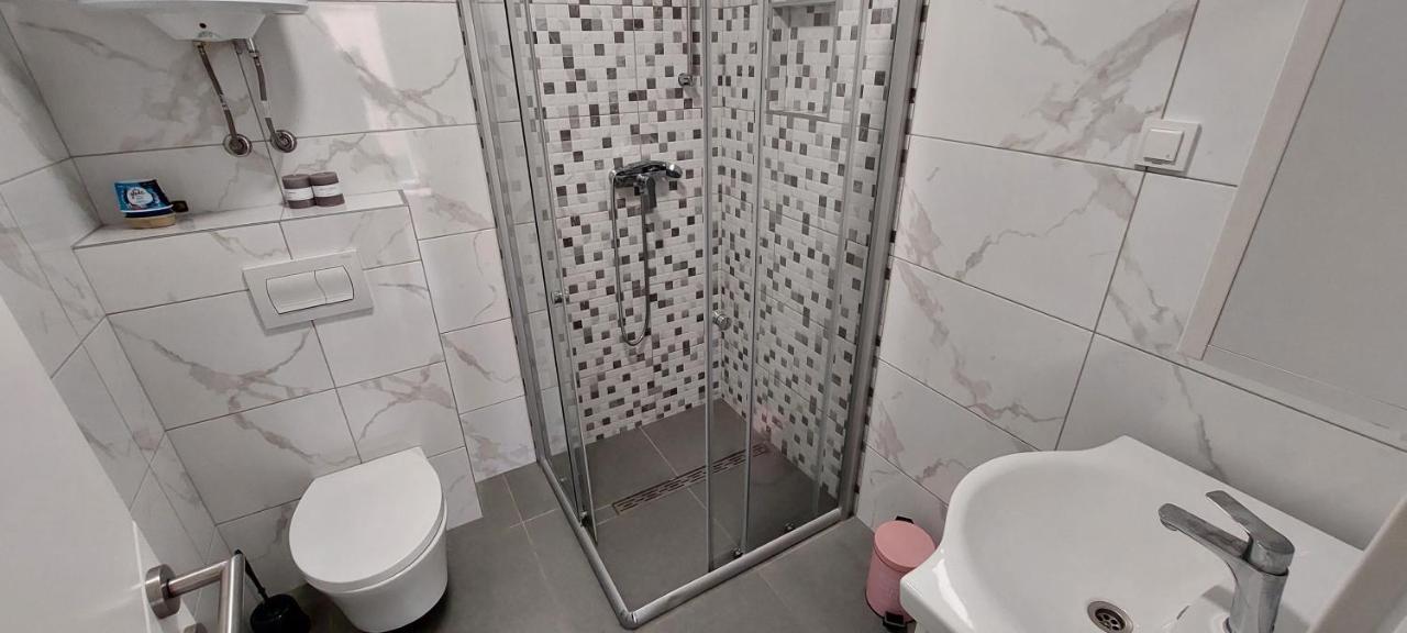 Vip Deluxe Apartment Arian Novalja Εξωτερικό φωτογραφία