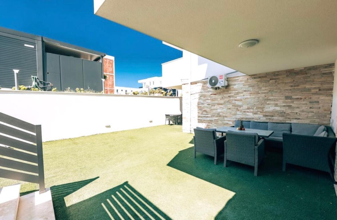 Vip Deluxe Apartment Arian Novalja Εξωτερικό φωτογραφία